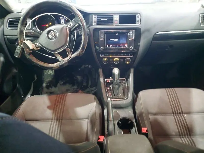 2017 VOLKSWAGEN JETTA SE  