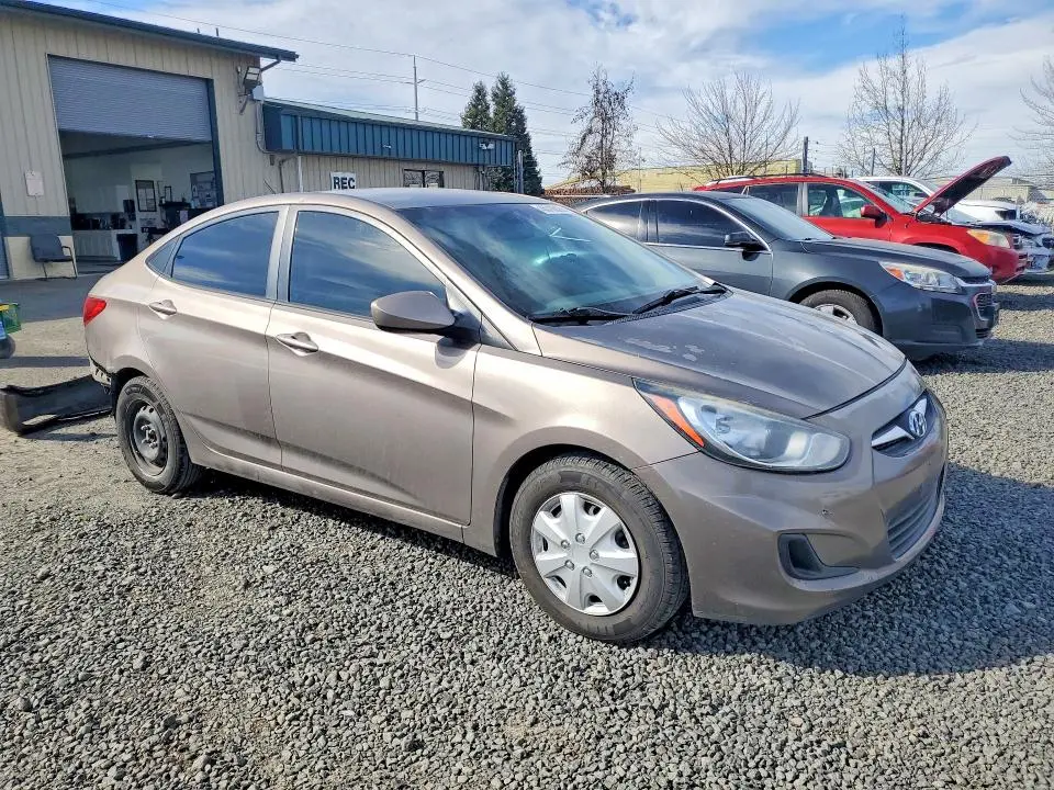 2013 HYUNDAI ACCENT GLS  