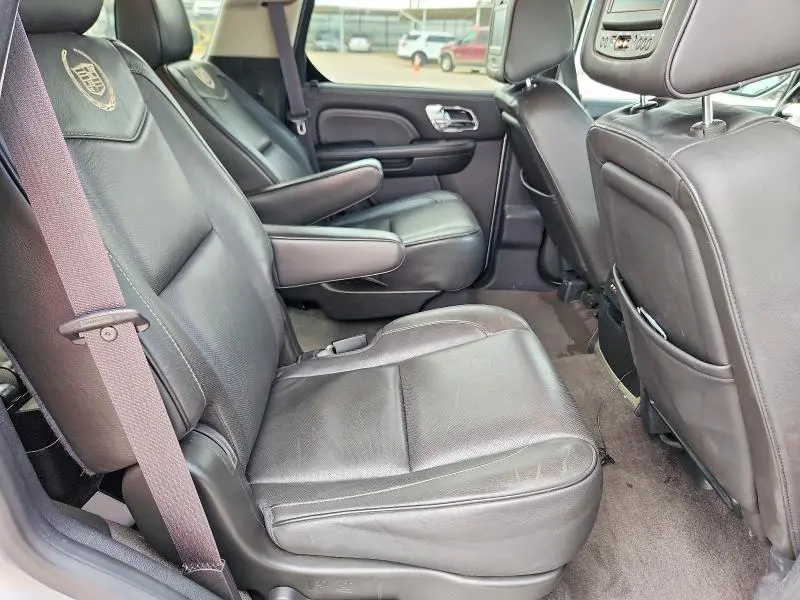 2013 CADILLAC ESCALADE PLATINUM  