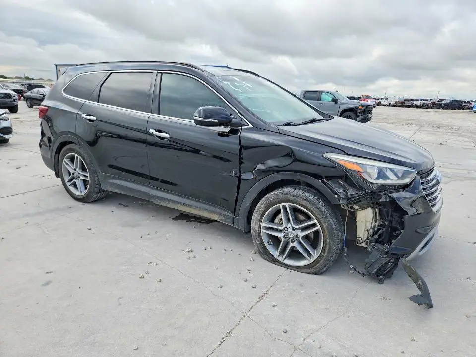 2017 HYUNDAI SANTA FE SE ULTIMATE  