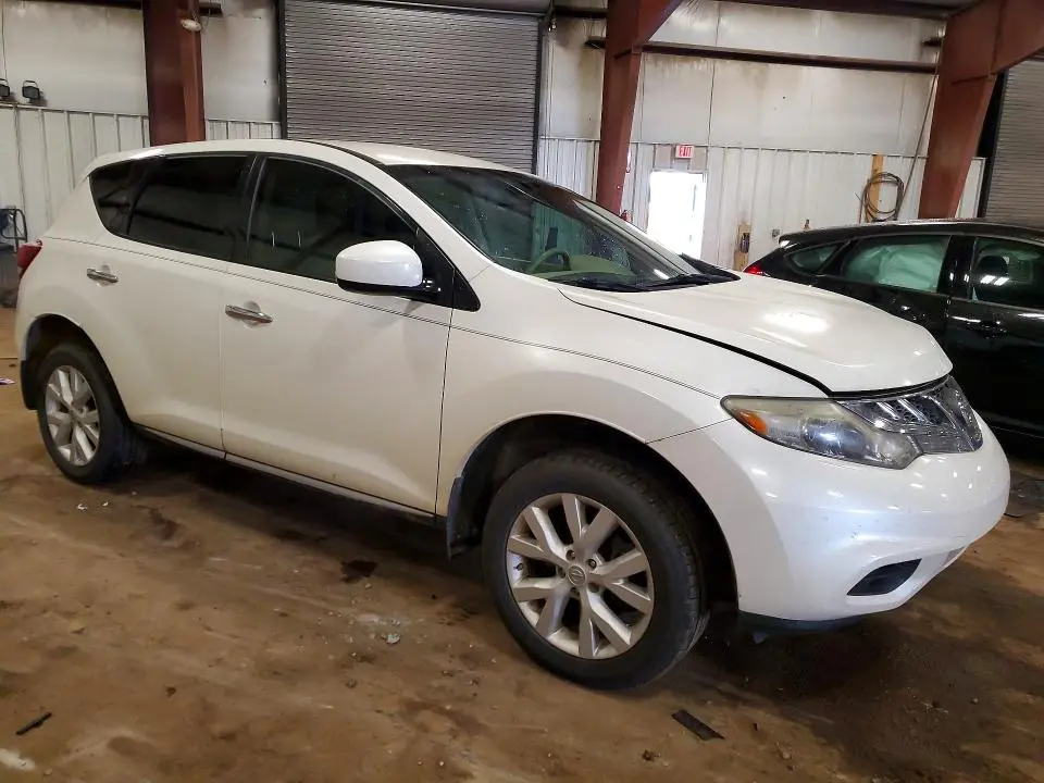 2013 NISSAN MURANO S  