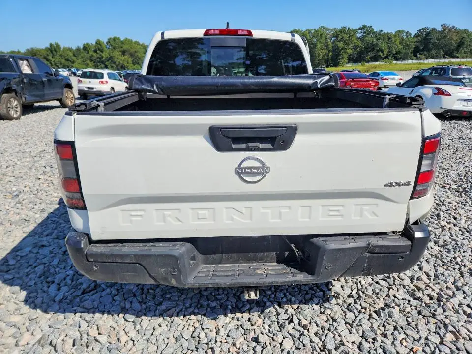 2025 NISSAN FRONTIER S  