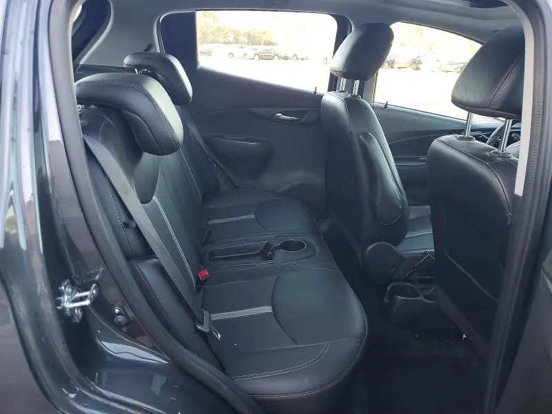 2022 CHEVROLET SPARK 2LT  