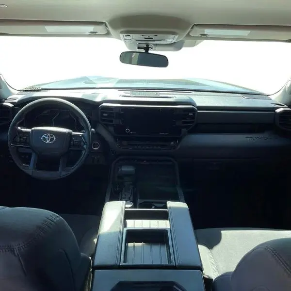 2023 TOYOTA TUNDRA SR5  