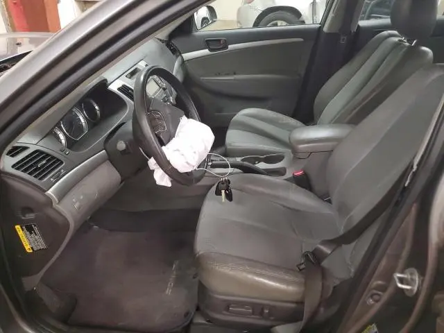 2010 HYUNDAI SONATA SE  