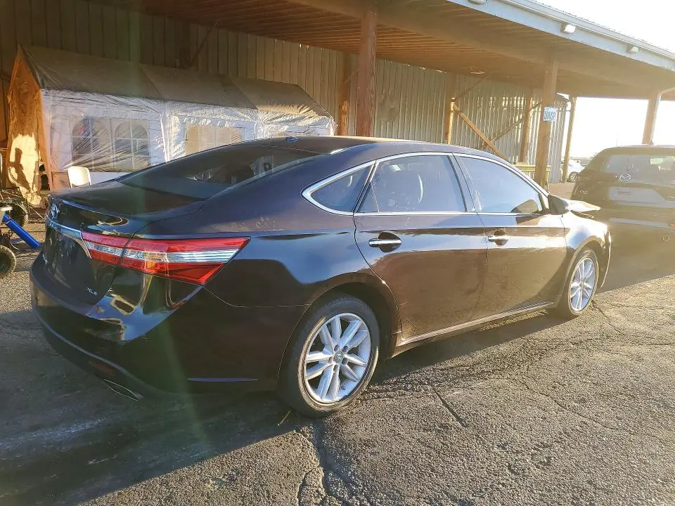 2015 TOYOTA AVALON XLE  