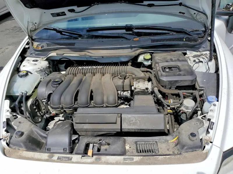 2010 VOLVO S40 2.4I  