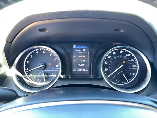 2018 TOYOTA CAMRY SE  