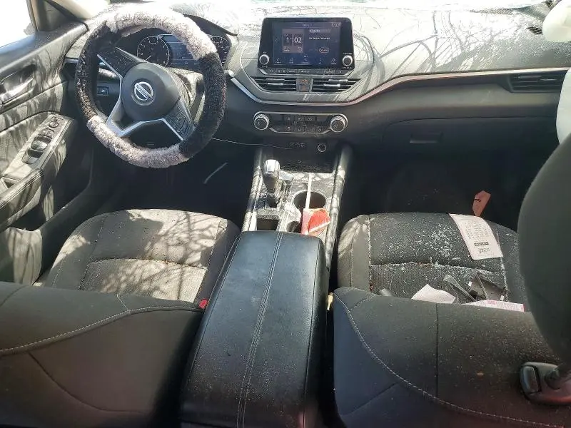 2022 NISSAN ALTIMA SV  