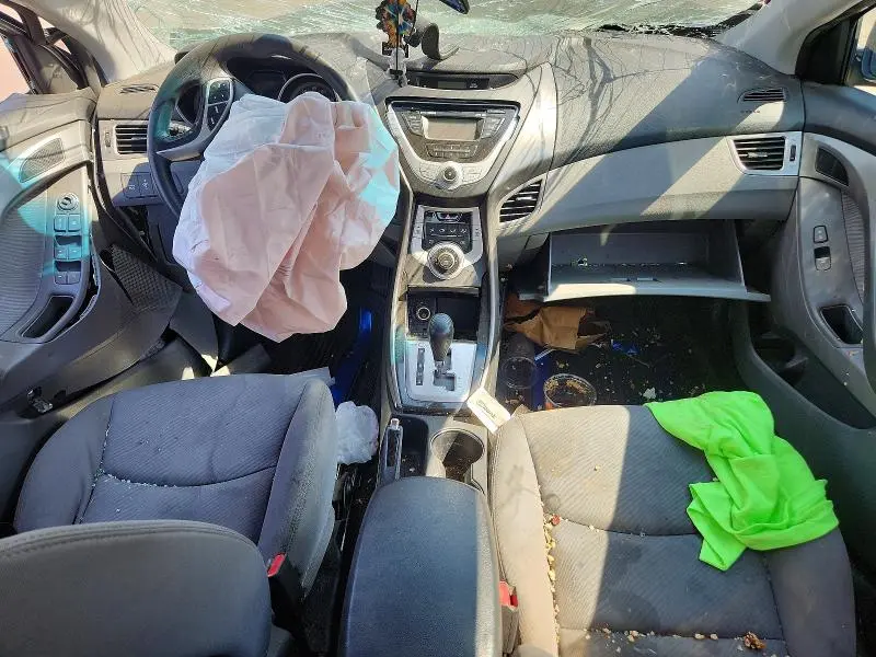 2012 HYUNDAI ELANTRA GLS  
