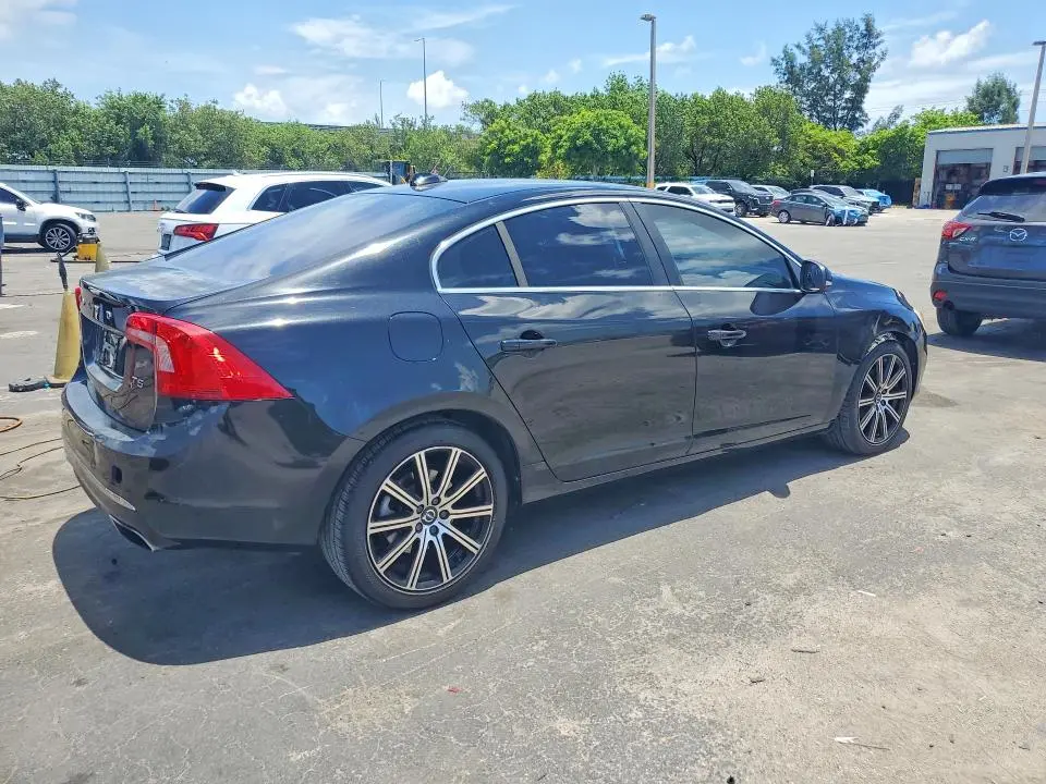 2016 VOLVO S60 PREMIER  