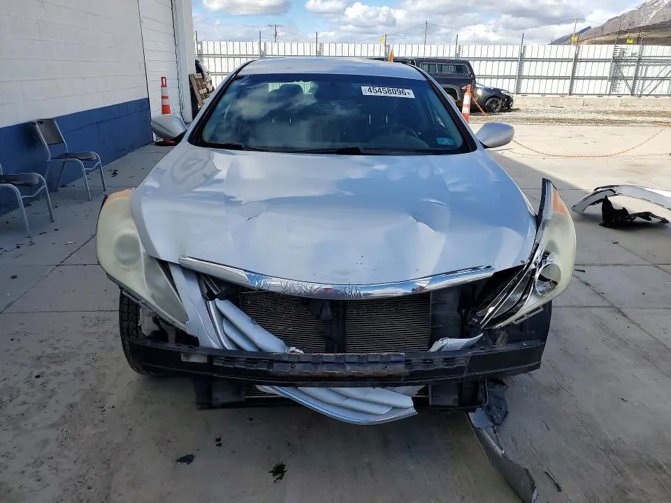 2012 HYUNDAI SONATA GLS  