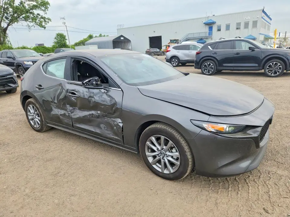 2025 MAZDA 3 PREFERRED  