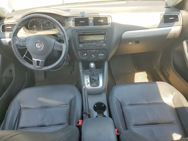 2014 VOLKSWAGEN JETTA SE  