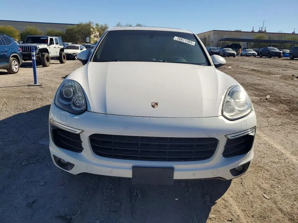 2018 PORSCHE CAYENNE   