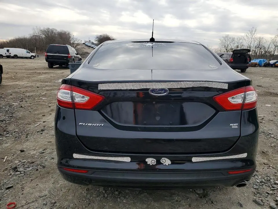 2016 FORD FUSION SE  