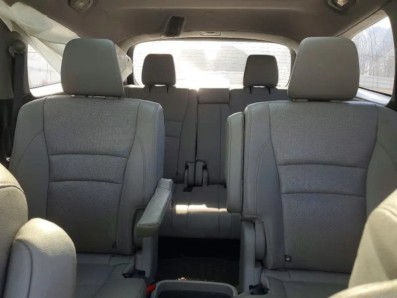 2017 HONDA PILOT ELITE  