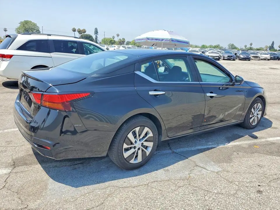 2022 NISSAN ALTIMA S  