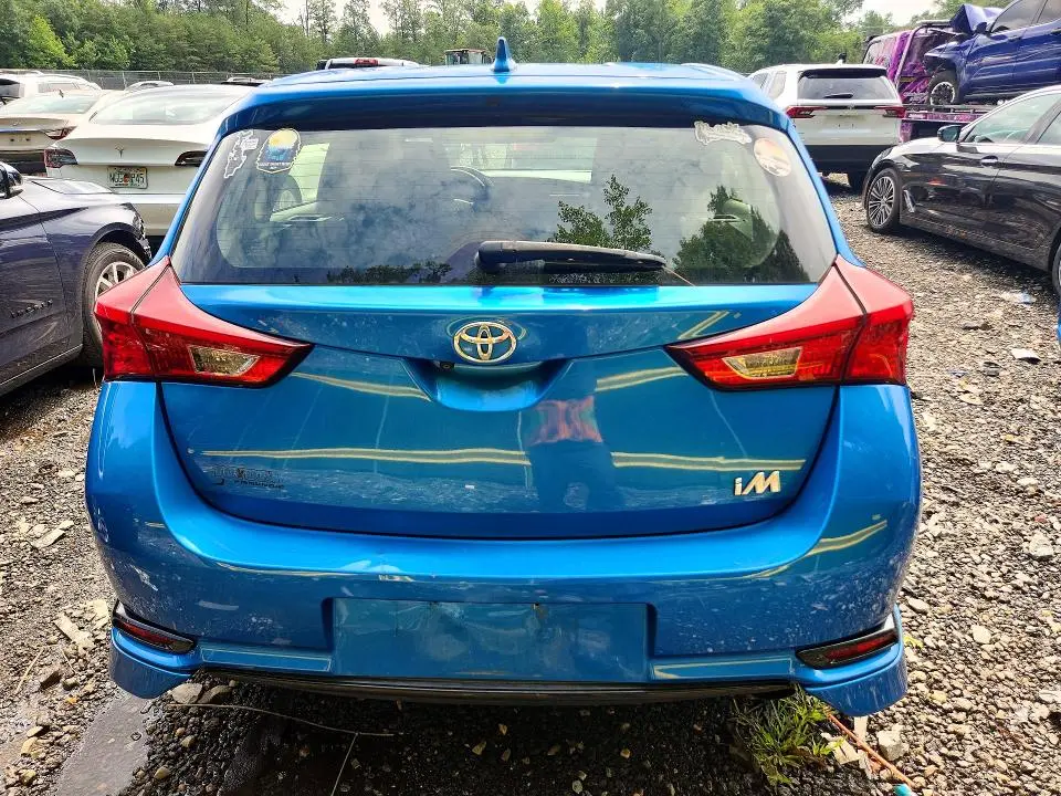 2018 TOYOTA COROLLA IM BASE  