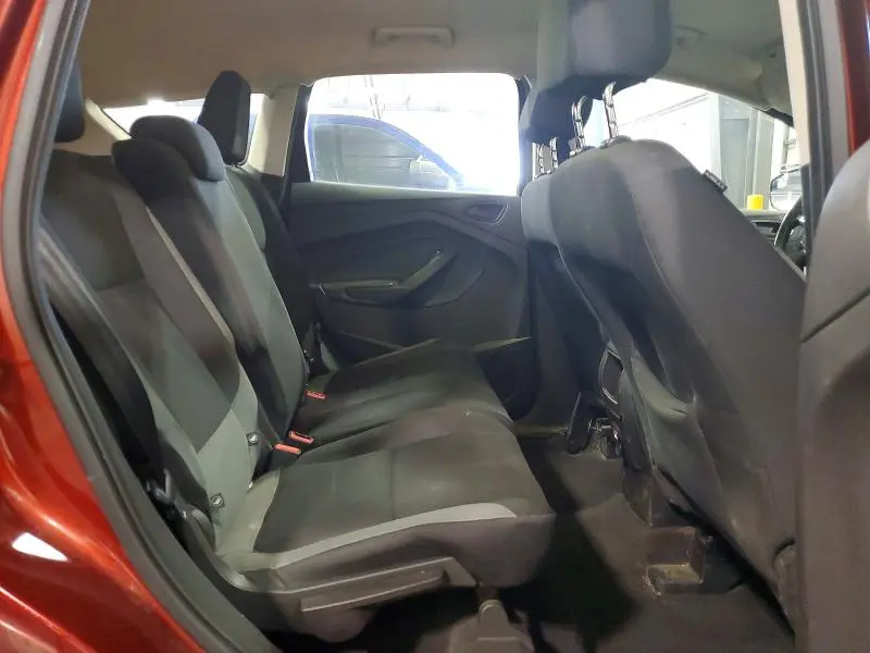 2016 FORD ESCAPE S  