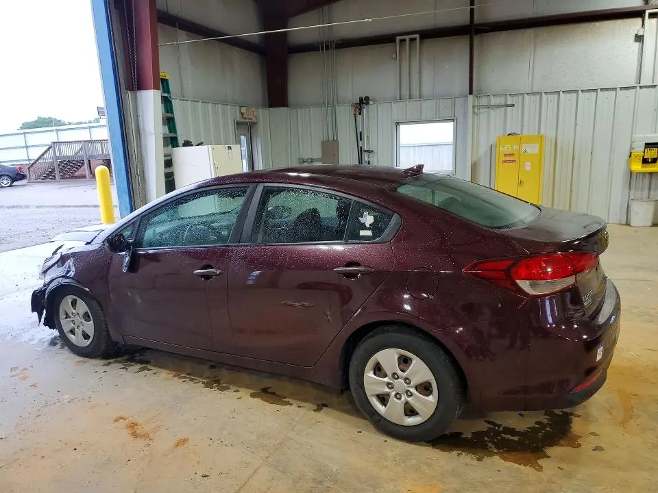 2017 KIA FORTE LX  
