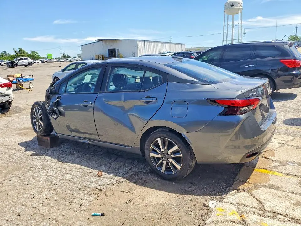2025 NISSAN VERSA SV  