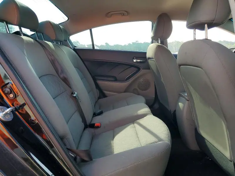 2016 KIA FORTE LX  