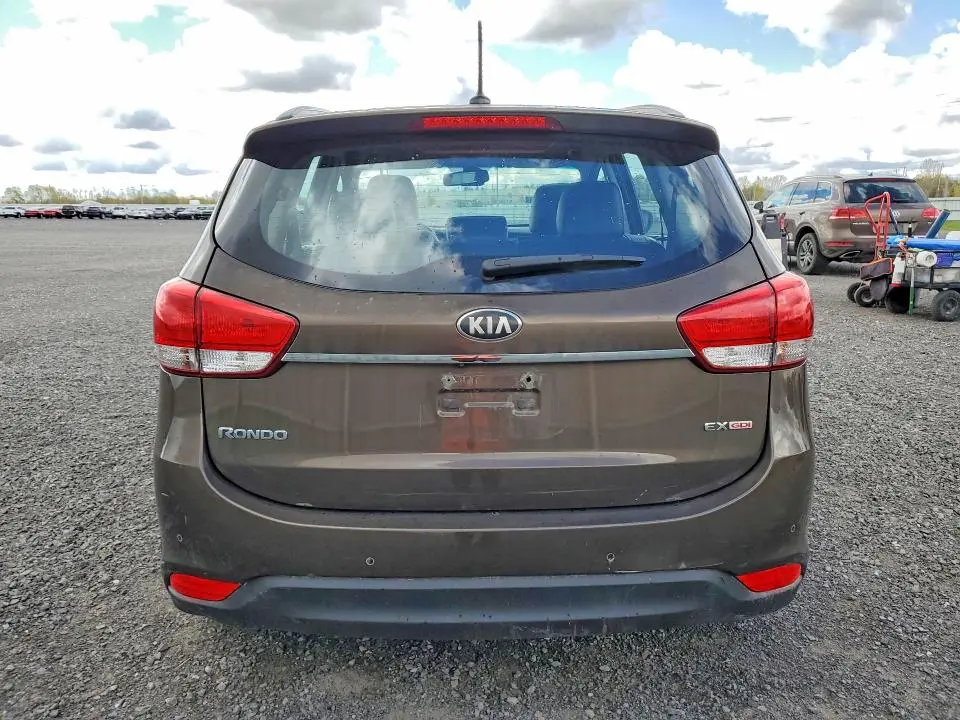 2014 KIA RONDO EX  