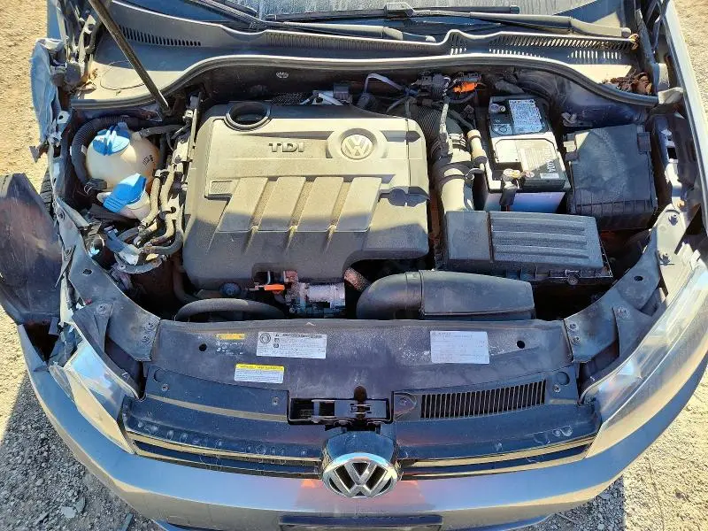 2013 VOLKSWAGEN GOLF   