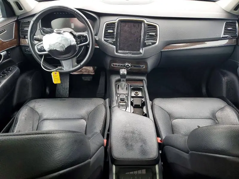 2016 VOLVO XC90 T6  