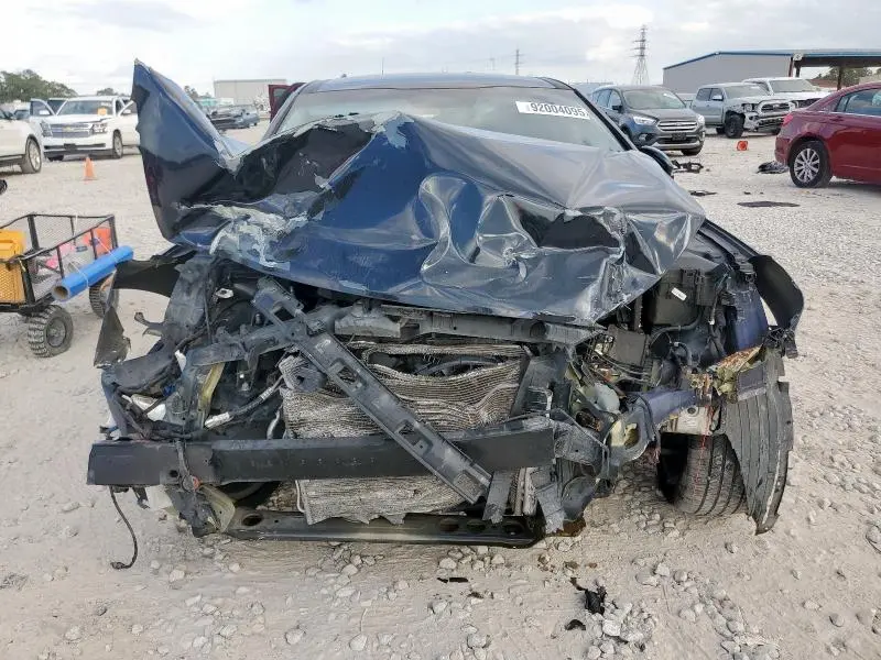 2017 KIA CADENZA PREMIUM  