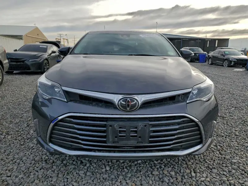 2018 TOYOTA AVALON XLE  