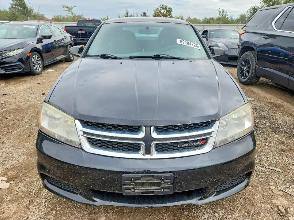 2014 DODGE AVENGER SE  