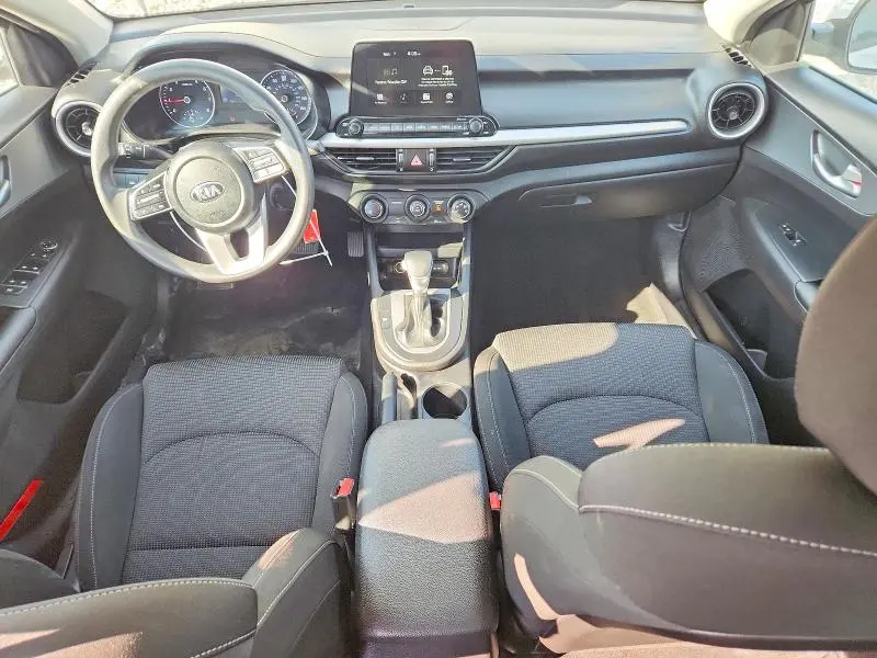 2021 KIA FORTE FE  