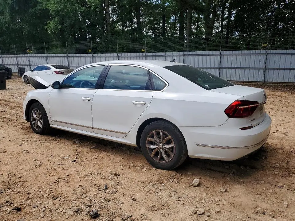 2017 VOLKSWAGEN PASSAT S  