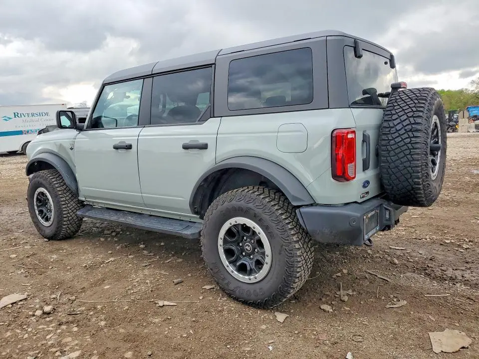 2023 FORD BRONCO BASE  