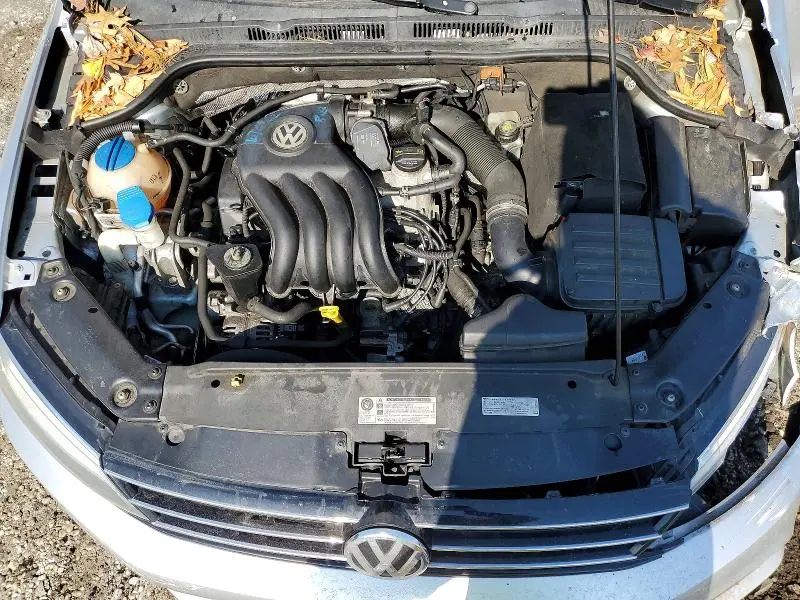 2015 VOLKSWAGEN JETTA BASE  