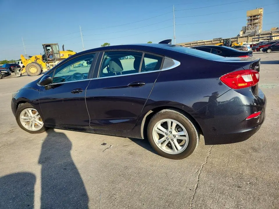 2016 CHEVROLET CRUZE LT  