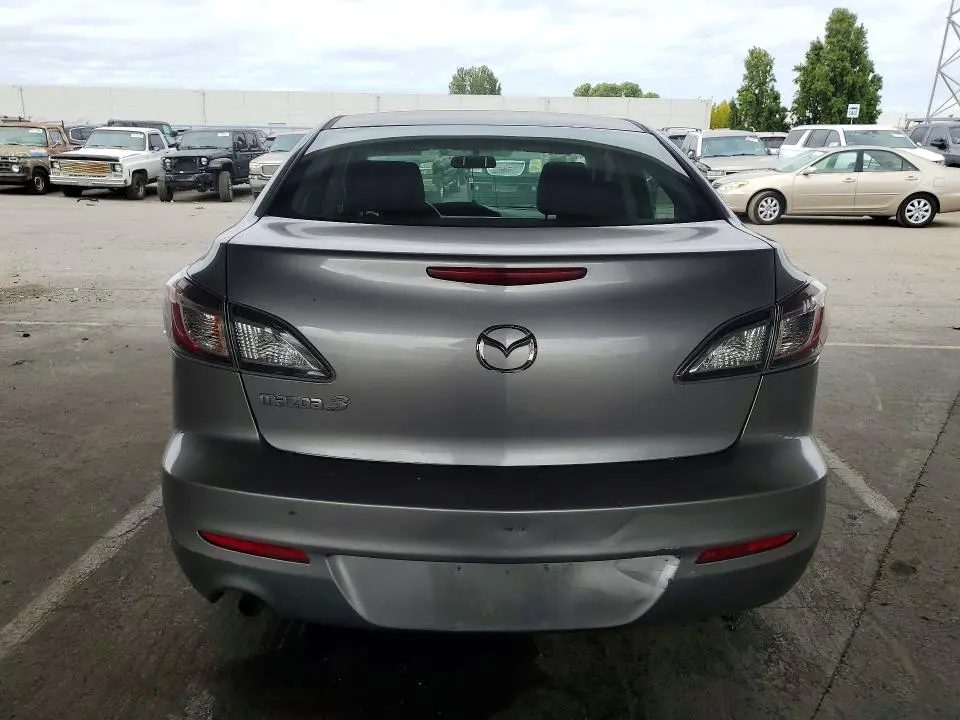2013 MAZDA 3 I  