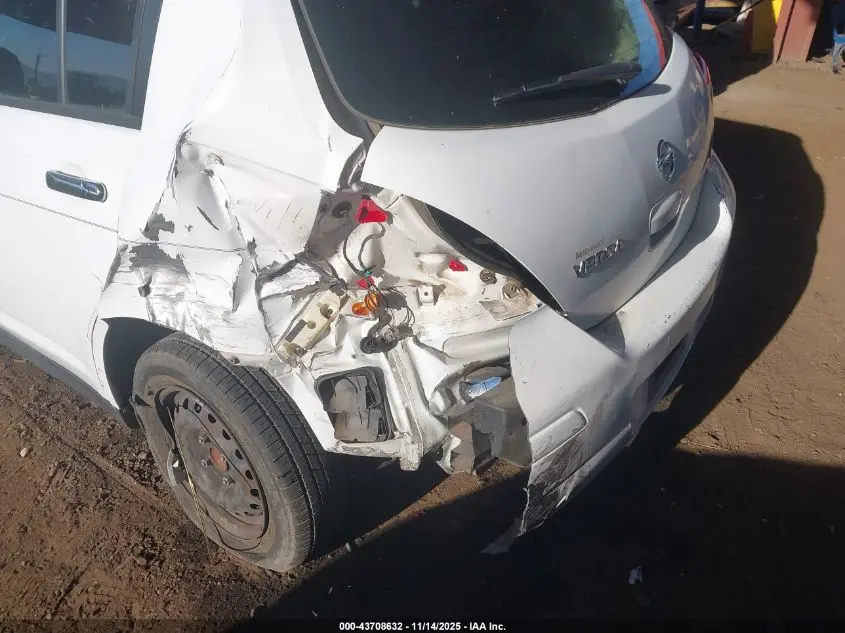 2012 NISSAN VERSA 1.8 S