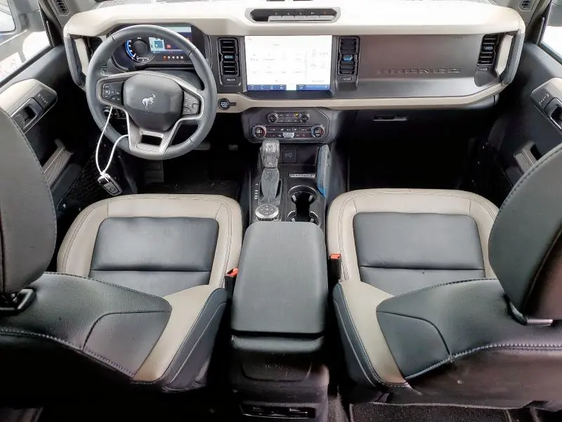 2023 FORD BRONCO BASE  