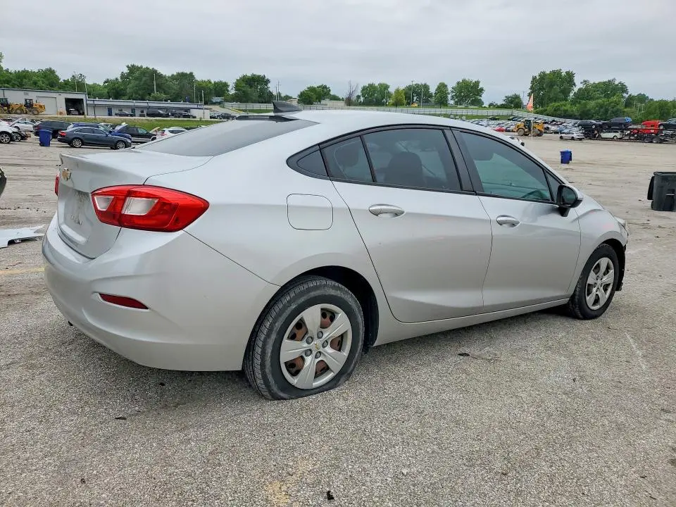 2016 CHEVROLET CRUZE LS  