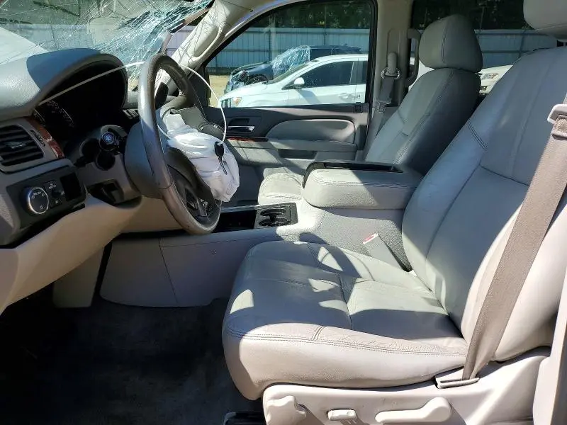 2013 GMC YUKON SLT  