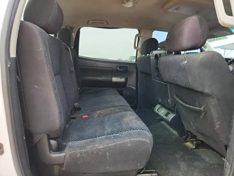 2011 TOYOTA TUNDRA CREWMAX SR5  