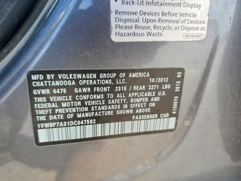 2013 VOLKSWAGEN PASSAT SE  