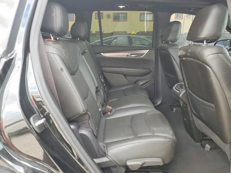 2024 CADILLAC XT6 LUXURY  