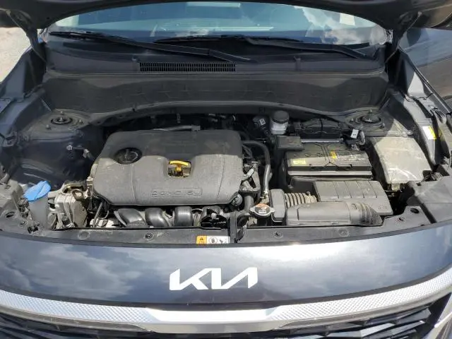 2023 KIA SELTOS S  