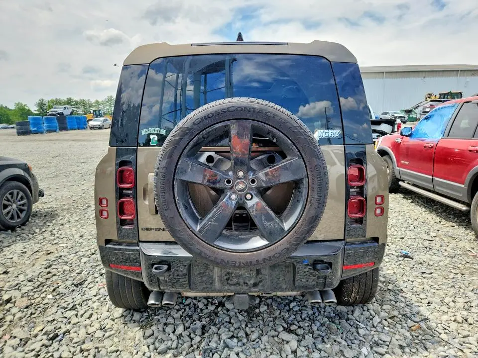 2025 LAND ROVER DEFENDER 110 X-DYNAMIC SE  
