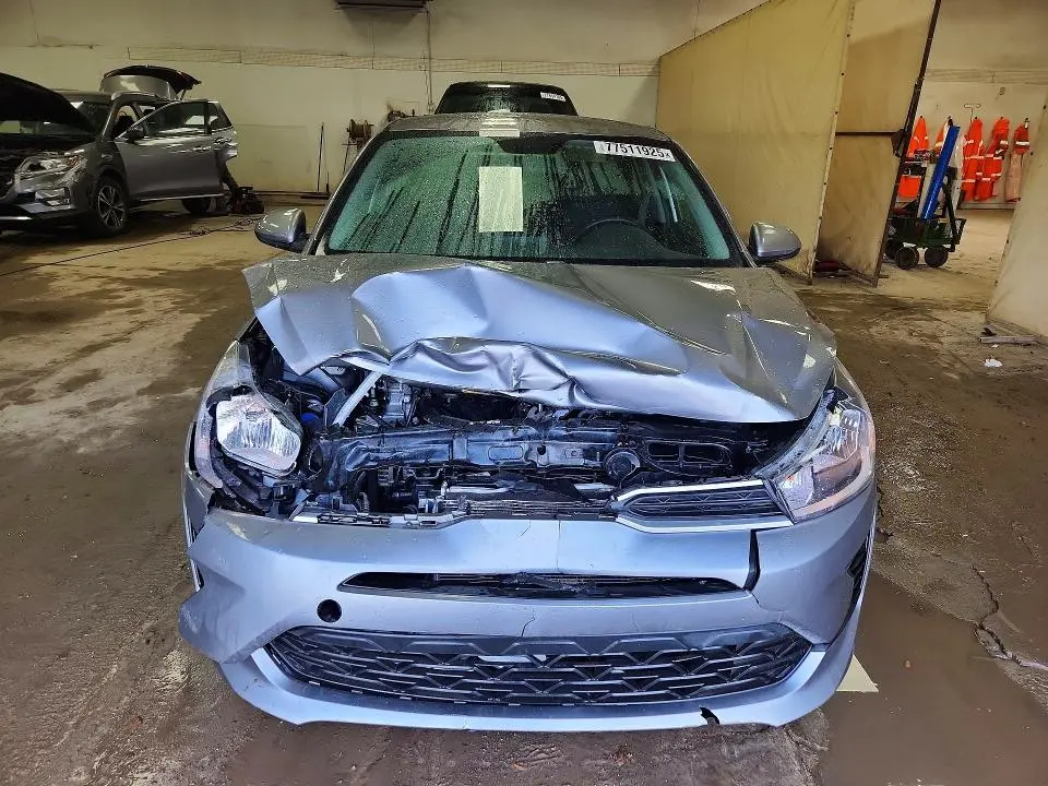 2023 KIA RIO S  
