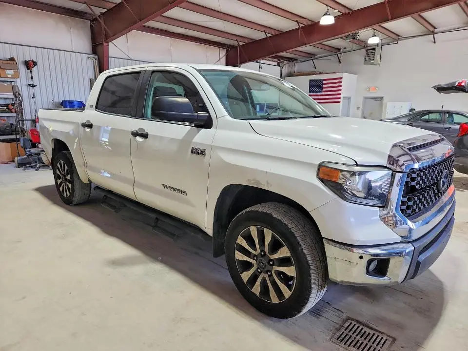 2021 TOYOTA TUNDRA SR5  
